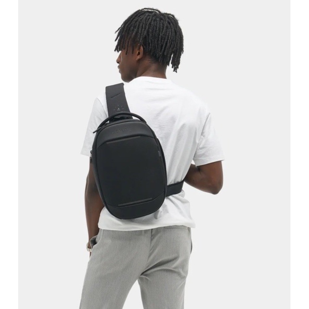 GOMATIC NAVIGATOR SLING 6L Backpack Black